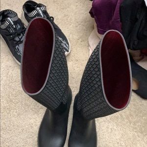 Tommy Hilfiger rain boots